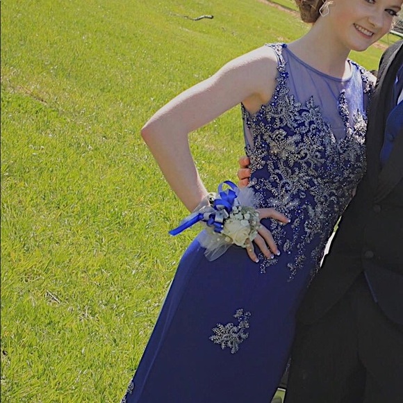 PROM DRESS‼️ - Picture 4 of 5